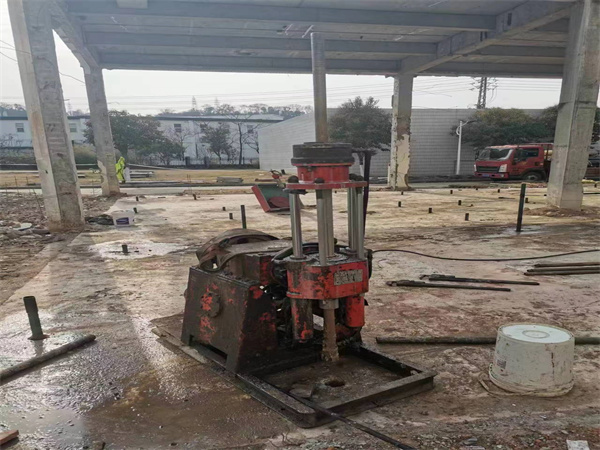 五指山袖阀管小导管注浆加固施工工艺