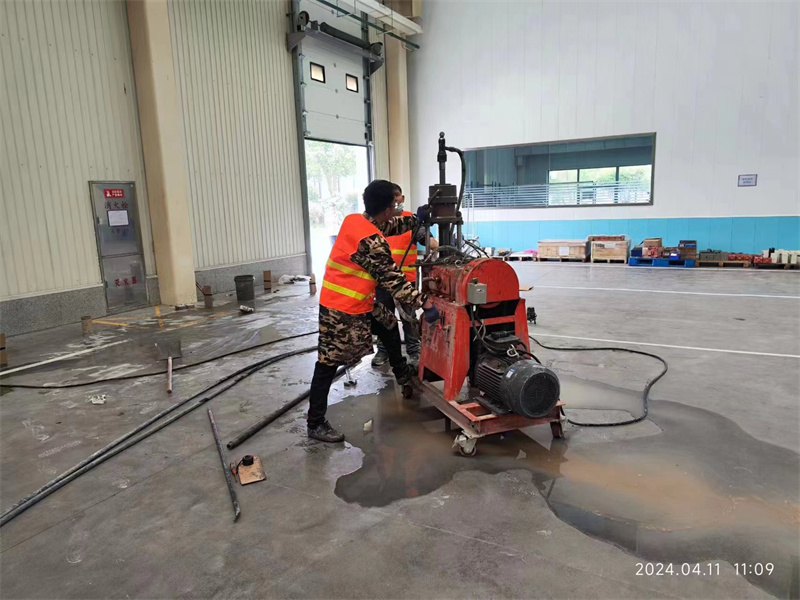 五指山厂房地面下沉塌陷注浆加固施工